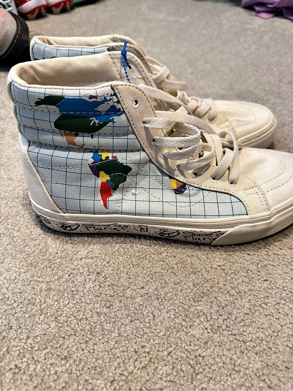 Vans World’s #1 Skateboard Shoe High Top Sneakers White Blue men’s 6.0 women 7.5